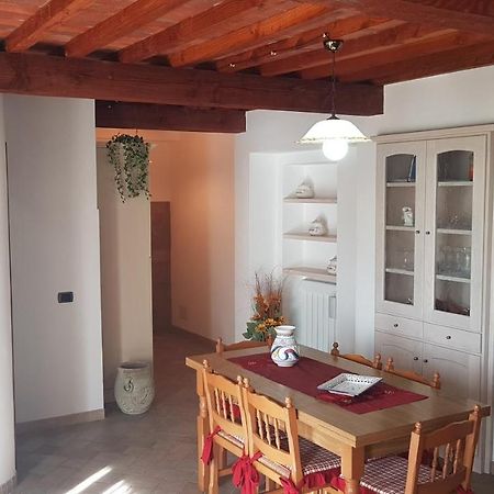 Beautiful Apartment With Exclusive Garden And Terrace Monteverdi Marittimo Eksteriør billede