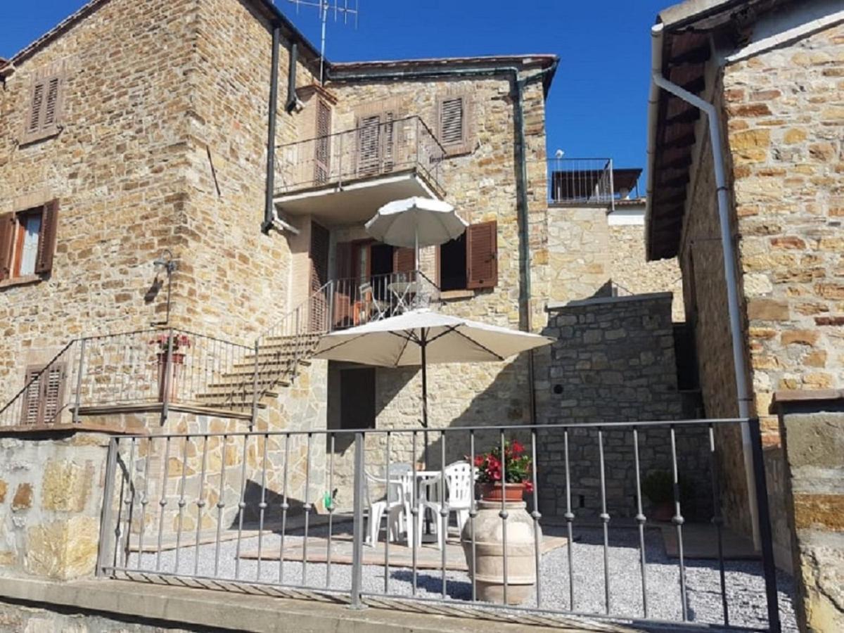 Beautiful Apartment With Exclusive Garden And Terrace Monteverdi Marittimo Eksteriør billede